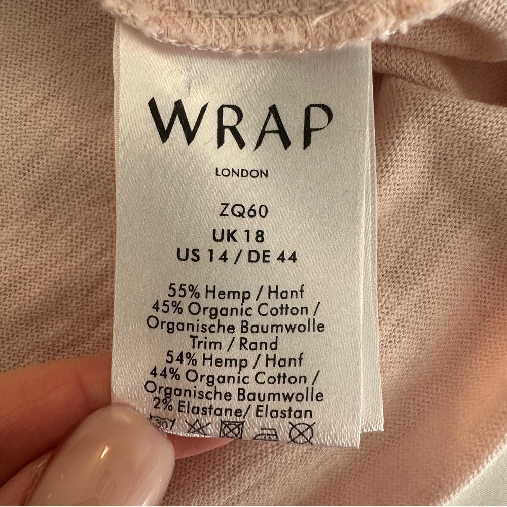 Wrap London Soft Pink V-Neck Tee Organic Cotton 💕 - Picture 5 of 7